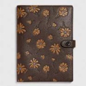 ISO THIS COACH NOTEBOOK COVER